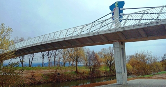 Aké meno dostane nový cyklomost cez rieku Nitru v Topoľčanoch?