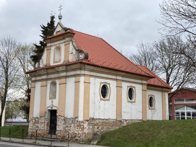 Zrenovovaný vonkajšok Kaplnky Panny Márie Karmelskej