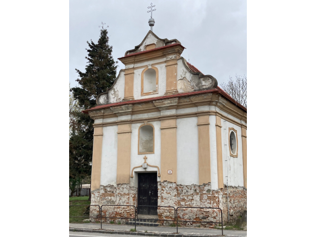 Zrenovovaný vonkajšok Kaplnky Panny Márie Karmelskej