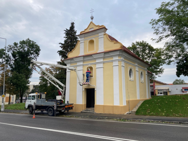 Zrenovovaný vonkajšok Kaplnky Panny Márie Karmelskej