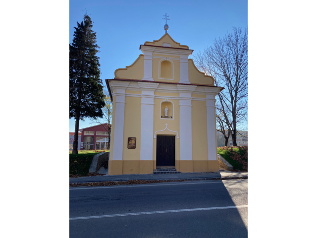 Zrenovovaný vonkajšok Kaplnky Panny Márie Karmelskej