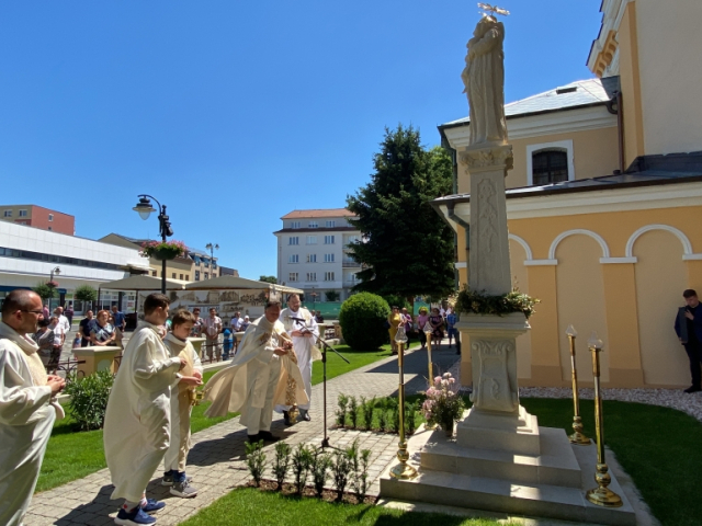 POŽEHNANIE OBNOVENEJ SOCHY SV. ANTONA PADUÁNSKEHO (12.6.2022)