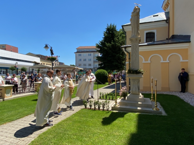 POŽEHNANIE OBNOVENEJ SOCHY SV. ANTONA PADUÁNSKEHO (12.6.2022)
