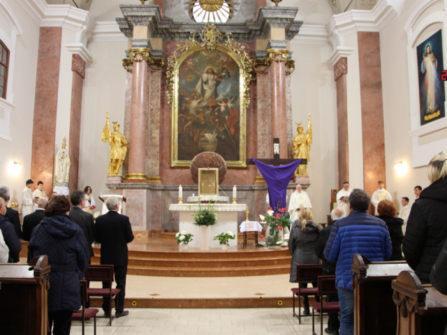 Veľkonočné trojdnie 2023