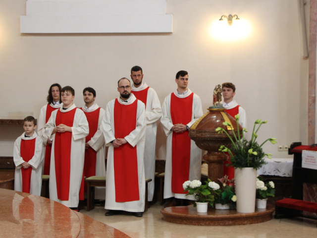 Veľkonočné trojdnie 2023