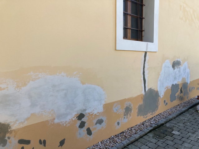 Obnova maľovky zadnej fasády farského kostola