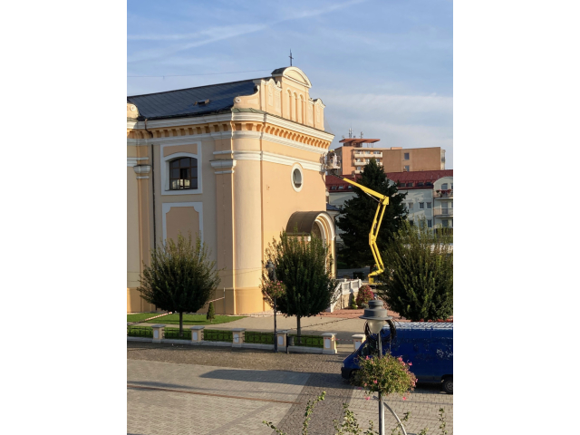 Obnova maľovky zadnej fasády farského kostola