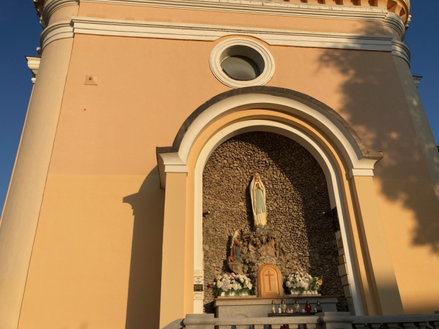 Obnova maľovky zadnej fasády farského kostola