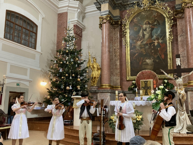 TERCHOVSKÉ VIANOCE u nás v Topoľčanoch