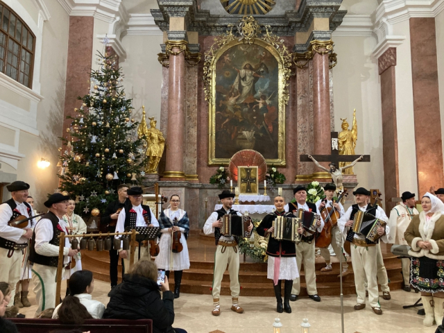 TERCHOVSKÉ VIANOCE u nás v Topoľčanoch