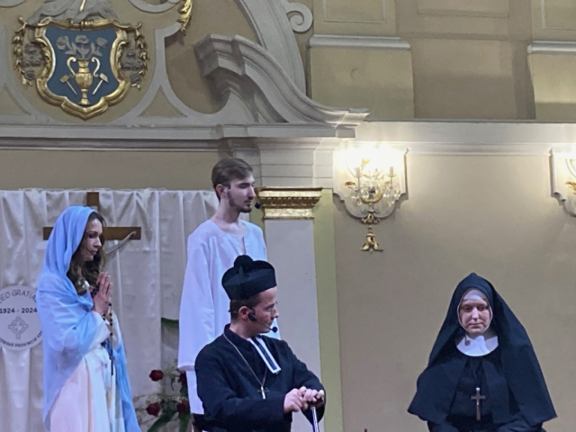 100 rokov na Slovensku Kongregácie sestier Božského Vykupiteľa, ktoré pôsobia dlhé roky aj u nás v Topoľčanoch