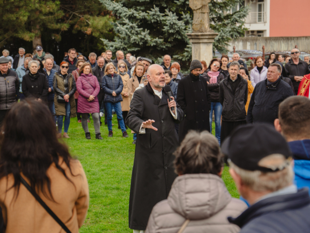 Piatok Utrpenia Pána 29. marca 2024 - Krížová cesta na topoľčianskej kalvárií