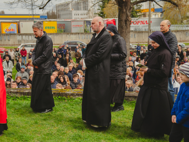 Piatok Utrpenia Pána 29. marca 2024 - Krížová cesta na topoľčianskej kalvárií