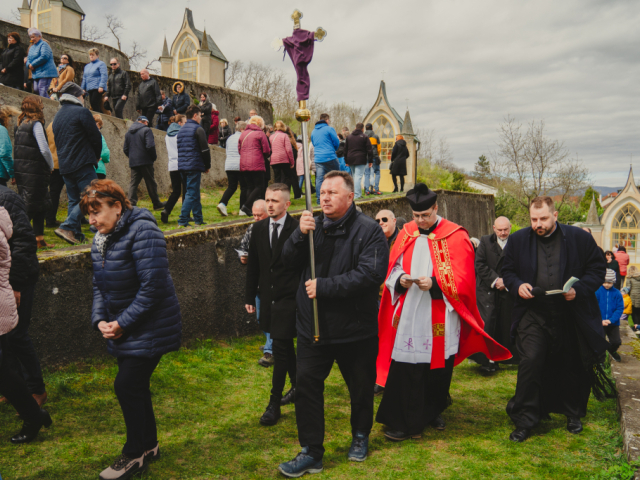 Piatok Utrpenia Pána 29. marca 2024 - Krížová cesta na topoľčianskej kalvárií