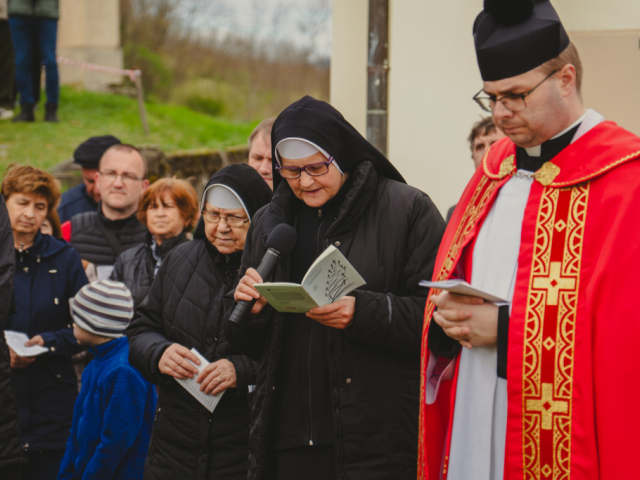Piatok Utrpenia Pána 29. marca 2024 - Krížová cesta na topoľčianskej kalvárií