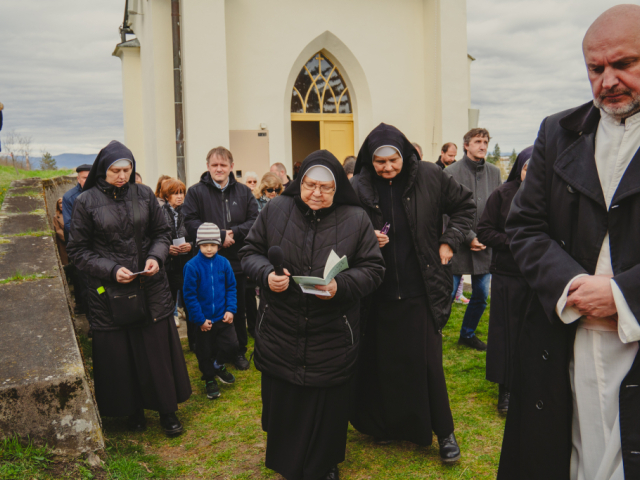 Piatok Utrpenia Pána 29. marca 2024 - Krížová cesta na topoľčianskej kalvárií