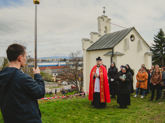Piatok Utrpenia Pána 29. marca 2024 - Krížová cesta na topoľčianskej kalvárií