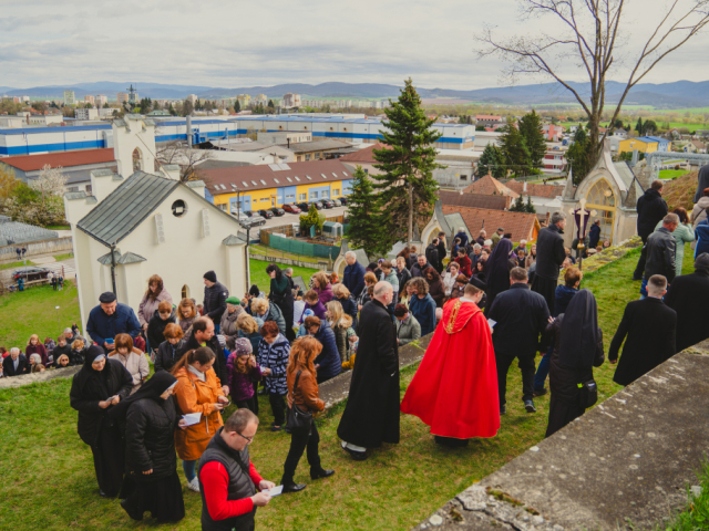 Piatok Utrpenia Pána 29. marca 2024 - Krížová cesta na topoľčianskej kalvárií