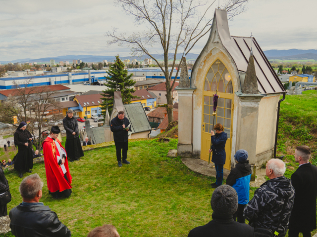 Piatok Utrpenia Pána 29. marca 2024 - Krížová cesta na topoľčianskej kalvárií