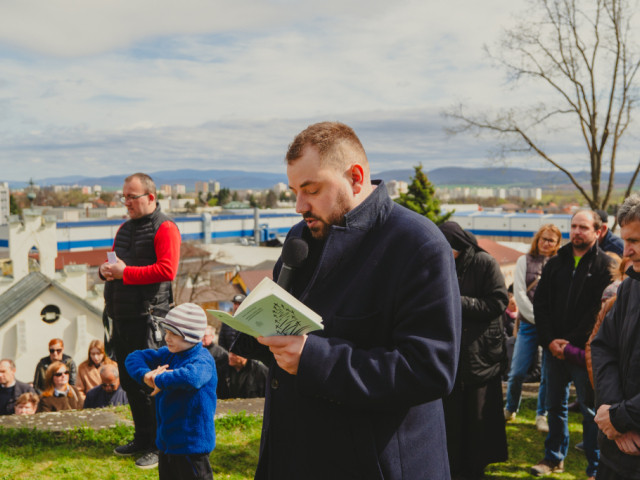 Piatok Utrpenia Pána 29. marca 2024 - Krížová cesta na topoľčianskej kalvárií