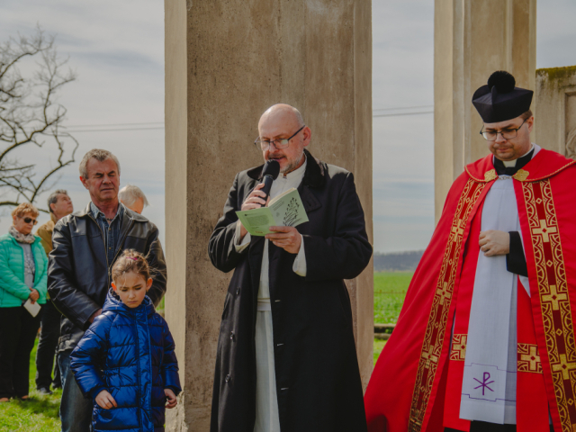 Piatok Utrpenia Pána 29. marca 2024 - Krížová cesta na topoľčianskej kalvárií