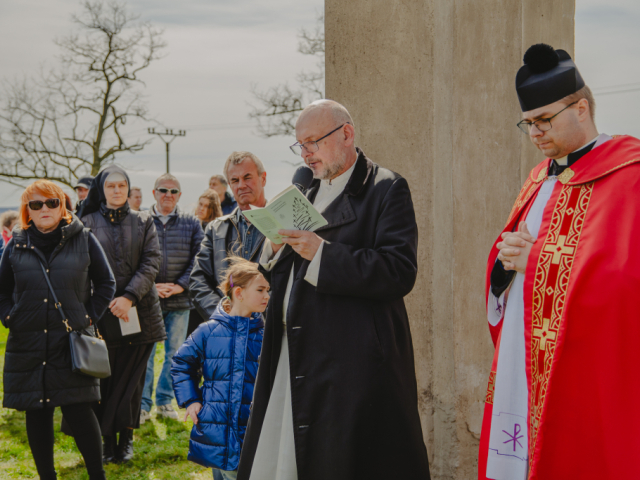 Piatok Utrpenia Pána 29. marca 2024 - Krížová cesta na topoľčianskej kalvárií