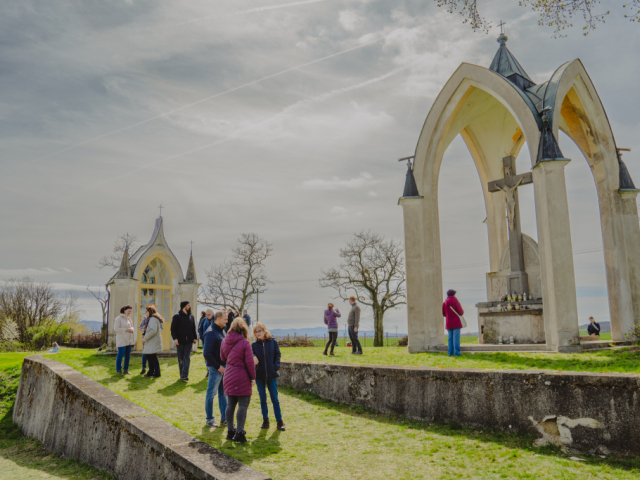 Piatok Utrpenia Pána 29. marca 2024 - Krížová cesta na topoľčianskej kalvárií