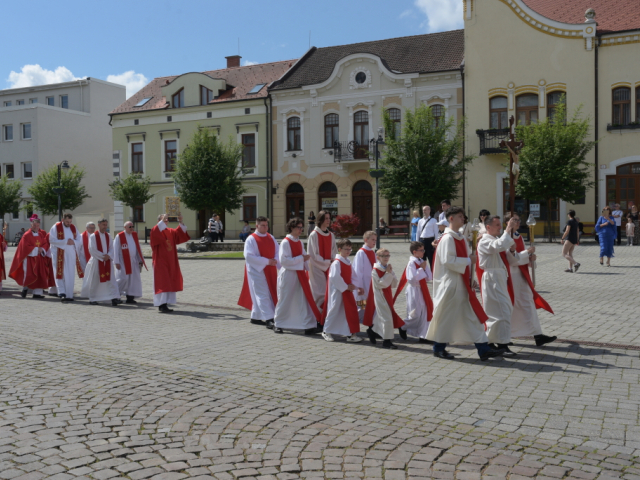 Slávnosť birmovania v našej farnosti (25.5.2024)