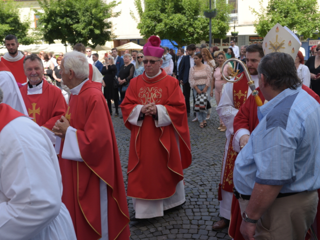 Slávnosť birmovania v našej farnosti (25.5.2024)