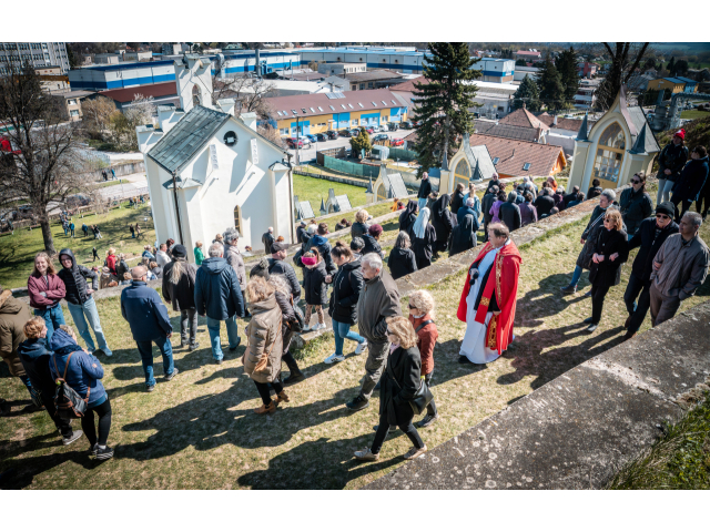 Krížová cesta na Kalvárii v Topoľčanoch