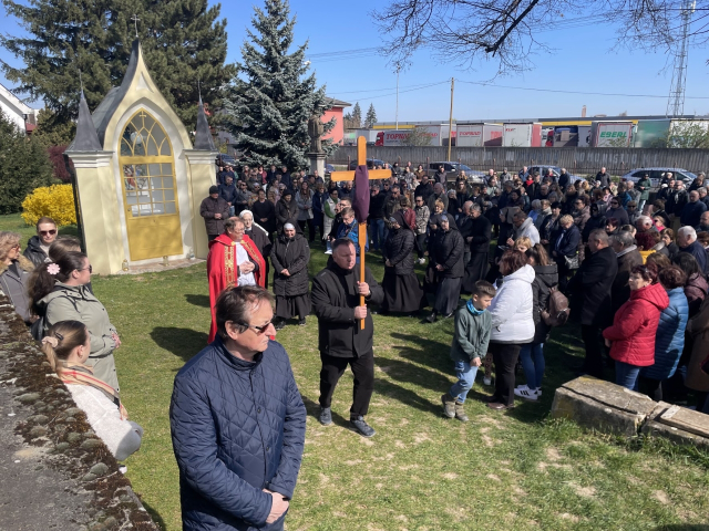 Krížová cesta na Kalvárii v Topoľčanoch