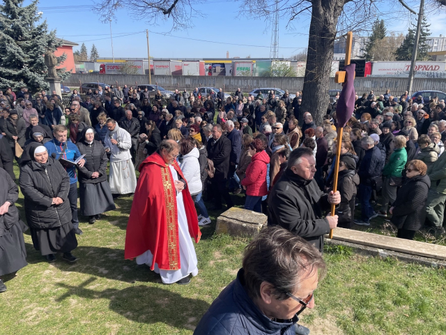 Krížová cesta na Kalvárii v Topoľčanoch