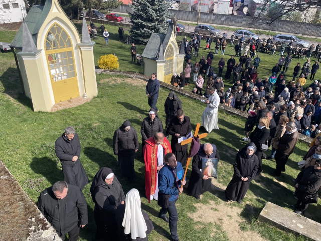 Krížová cesta na Kalvárii v Topoľčanoch