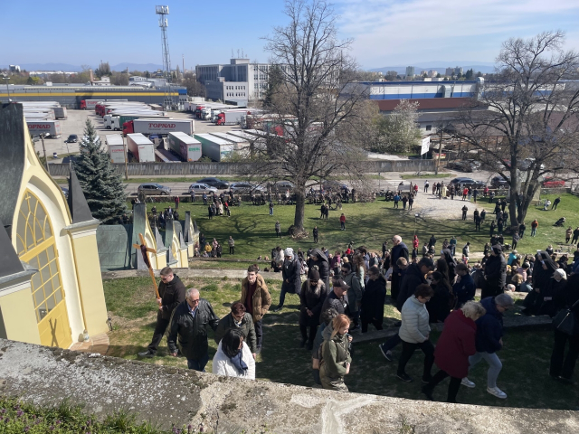 Krížová cesta na Kalvárii v Topoľčanoch