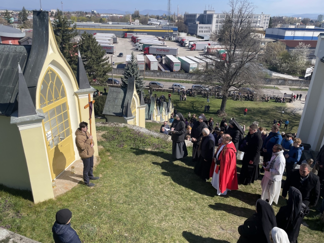 Krížová cesta na Kalvárii v Topoľčanoch