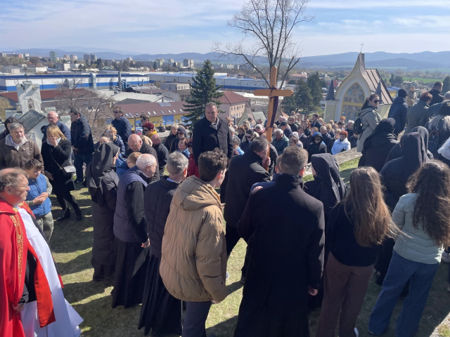 Krížová cesta na Kalvárii v Topoľčanoch