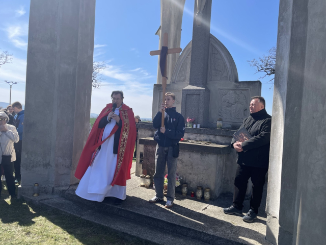 Krížová cesta na Kalvárii v Topoľčanoch