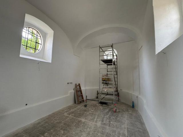 Renovácia interiéru Kaplnky Panny Márie Karmelskej